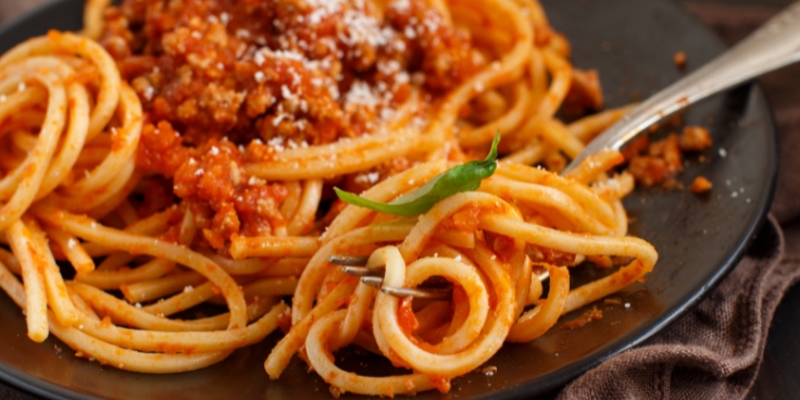 Meal prep für familien – so organisierst du mahlzeiten clever und stressfrei 2 Spaghetti bolognese als familiengericht