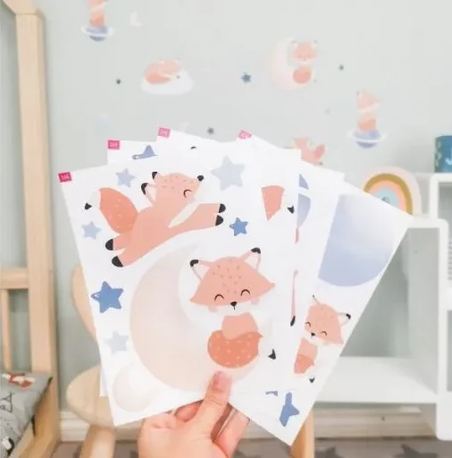 Wandsticker-Set mit einem süßen Fuchs mit Mond und Sternen
