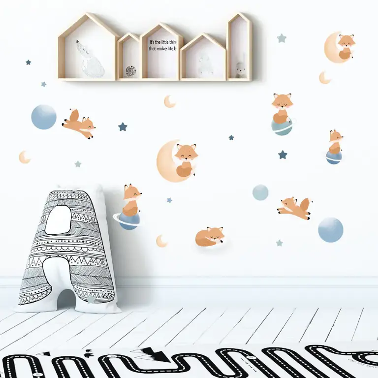 Fuchs auf dem Mond Wandsticker im Kinderzimmer