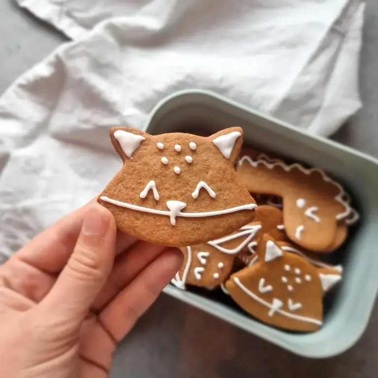 Plätzchen backen mit Ausstechformen